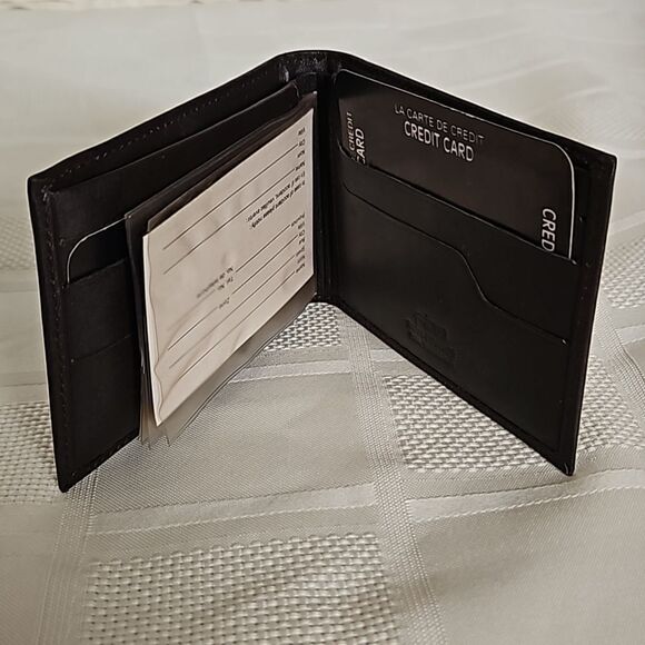 Oakton Men's Fina Wallet Dark Brown - Picture 2 of 16